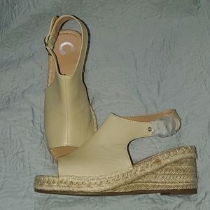 Wedge sandals